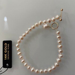 14kt Gold Earl Toggle Bracelet from GEORG K